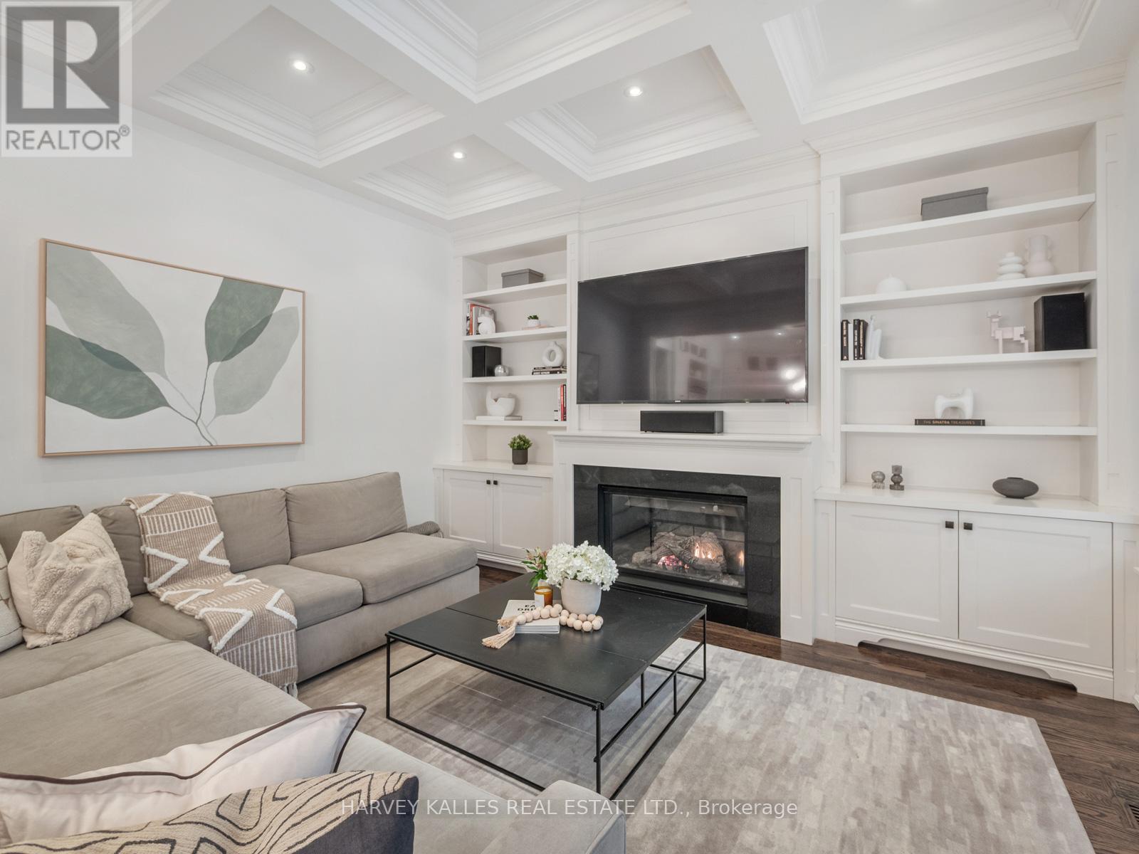 190 CARMICHAEL AVENUE