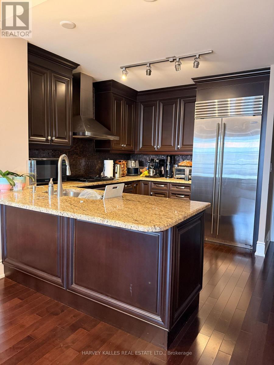 317 - 1717 AVENUE ROAD