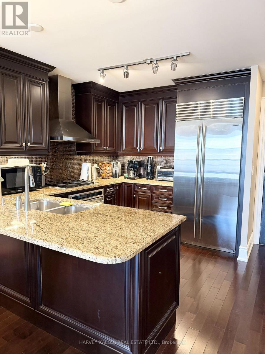 317 - 1717 AVENUE ROAD