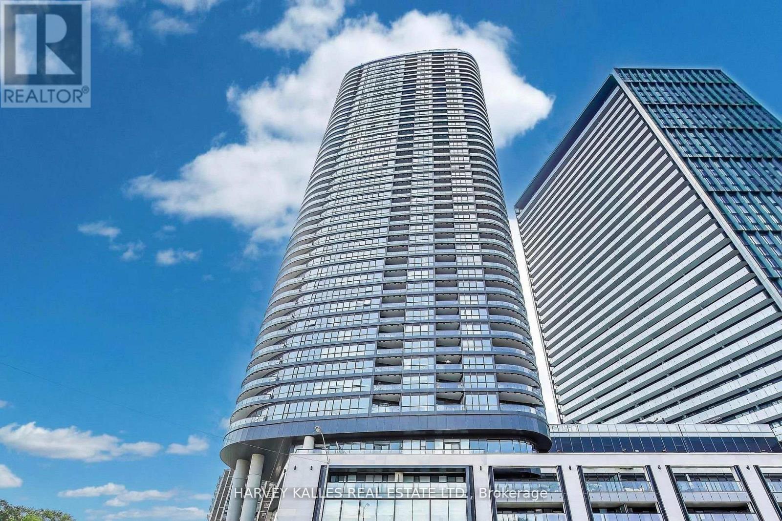 515 - 585 BLOOR STREET E