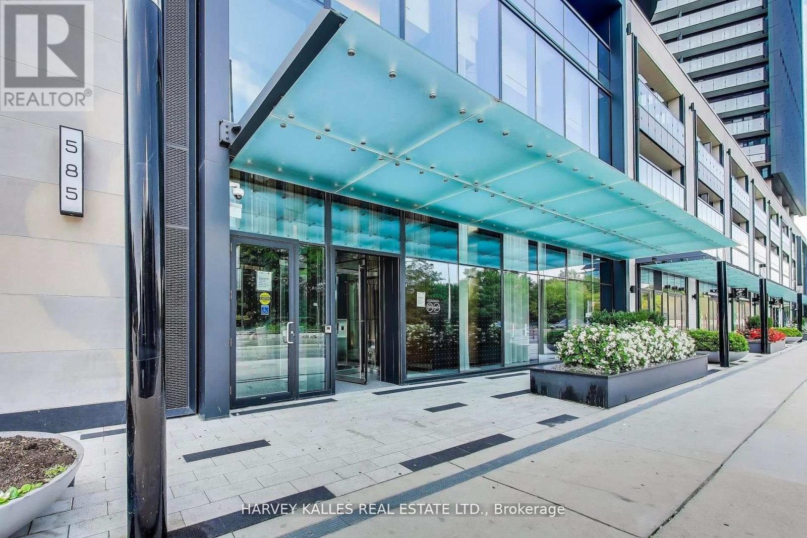 515 - 585 BLOOR STREET E