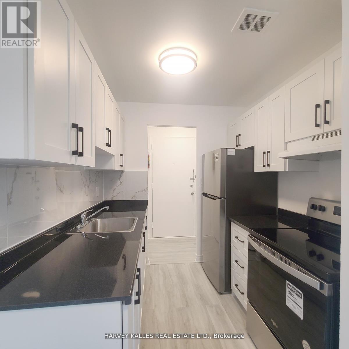 4 - 125 SHELBORNE AVENUE