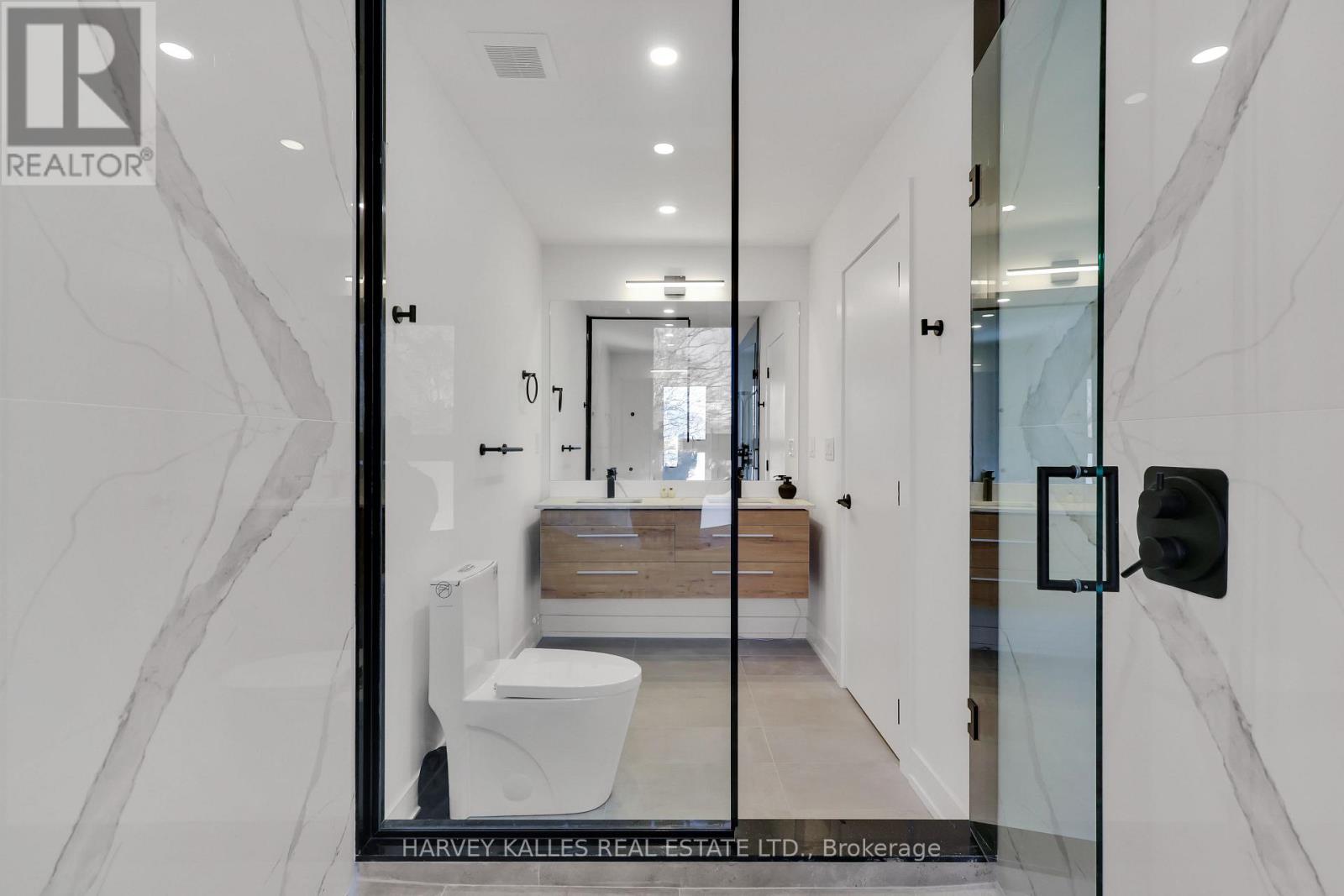 207 SUTHERLAND DRIVE