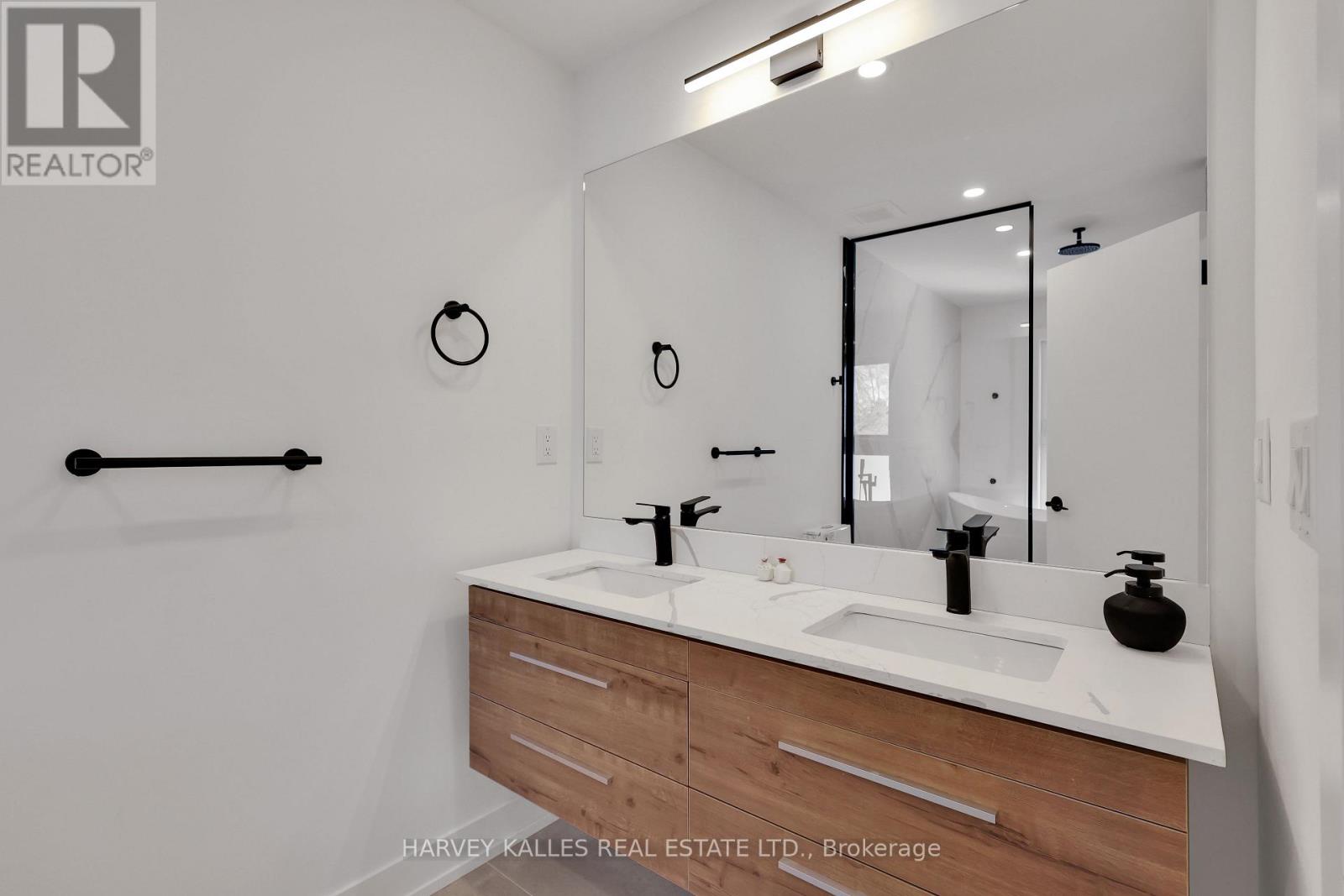 207 SUTHERLAND DRIVE