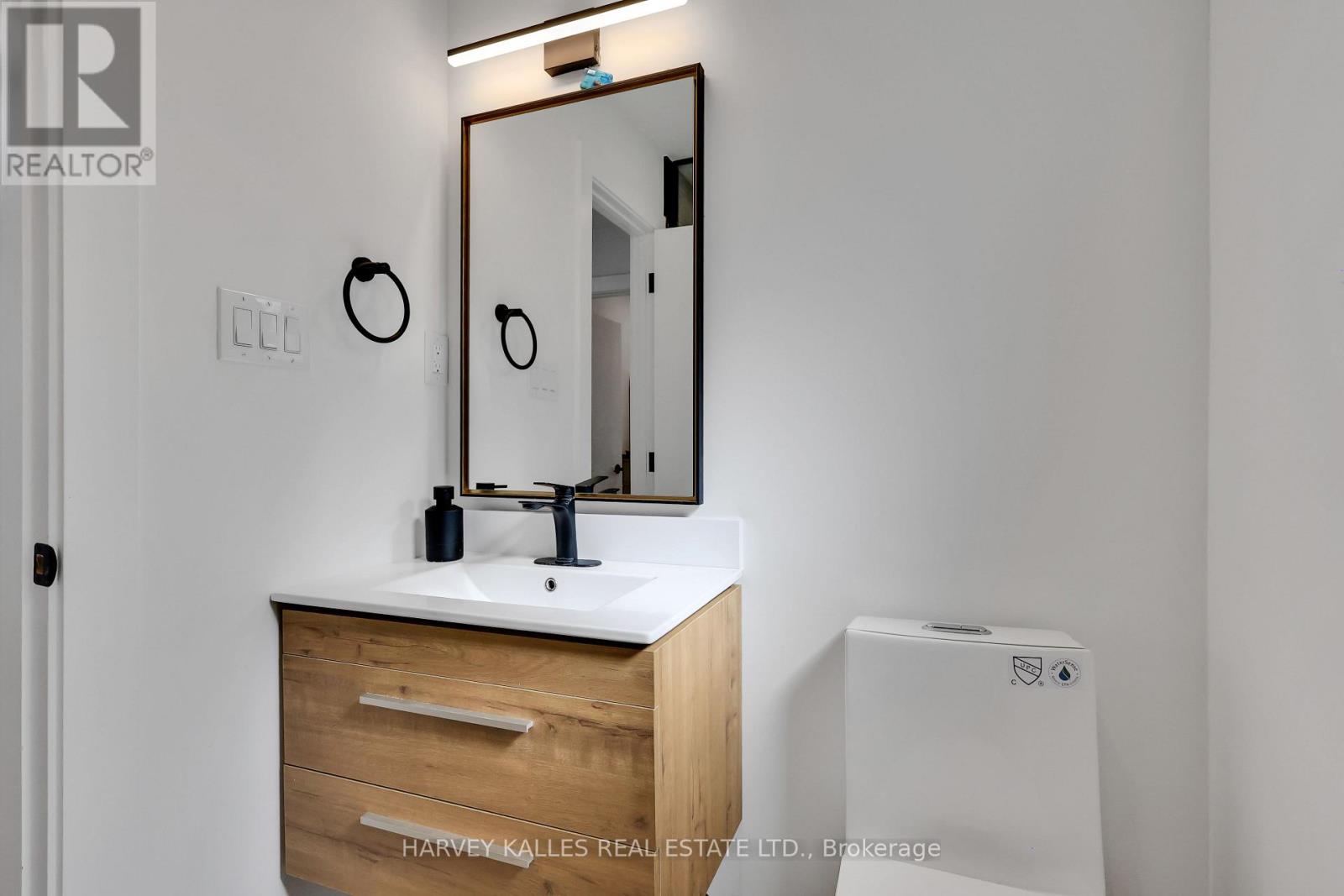 207 SUTHERLAND DRIVE