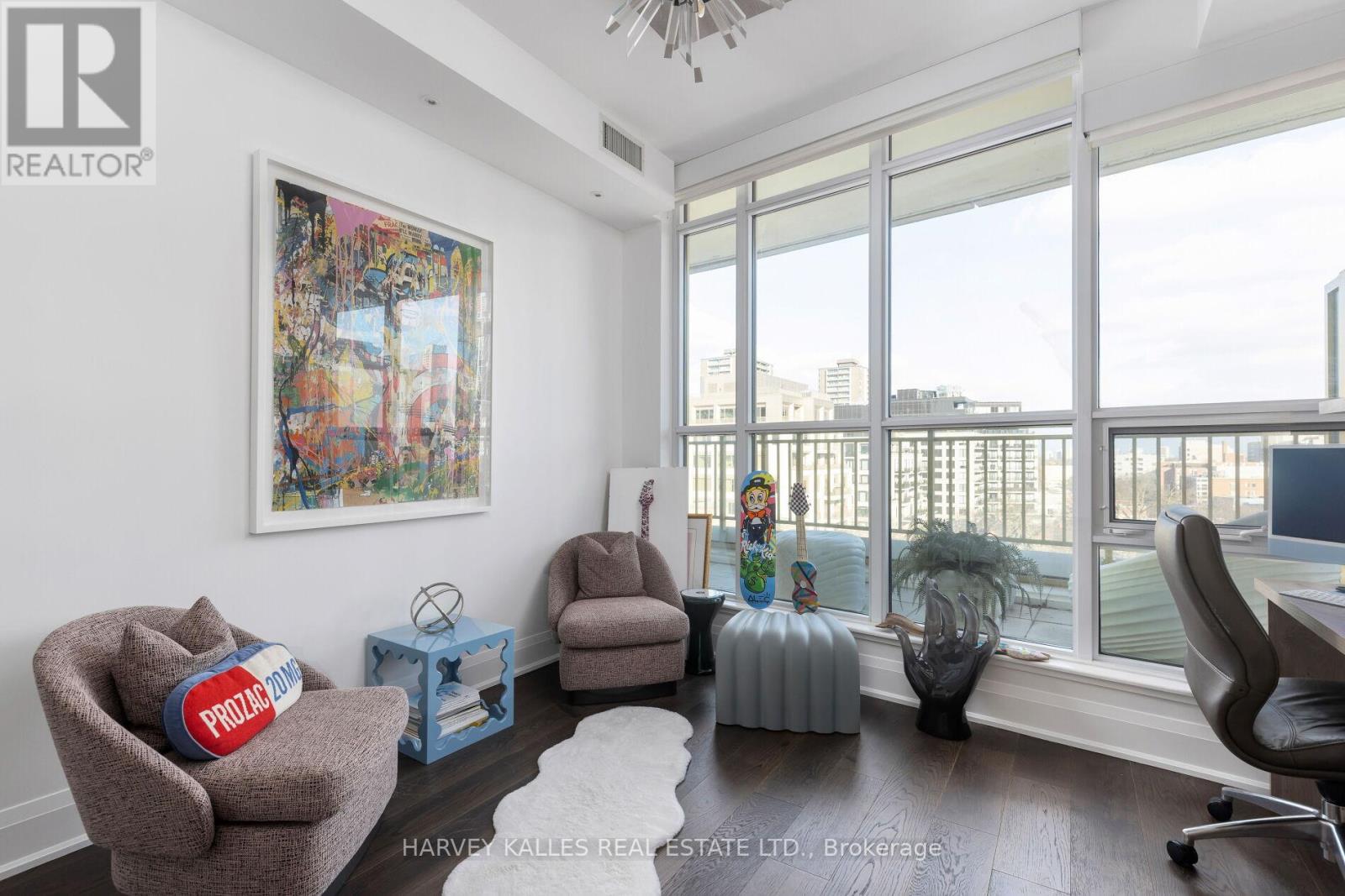 805 - 151 AVENUE ROAD