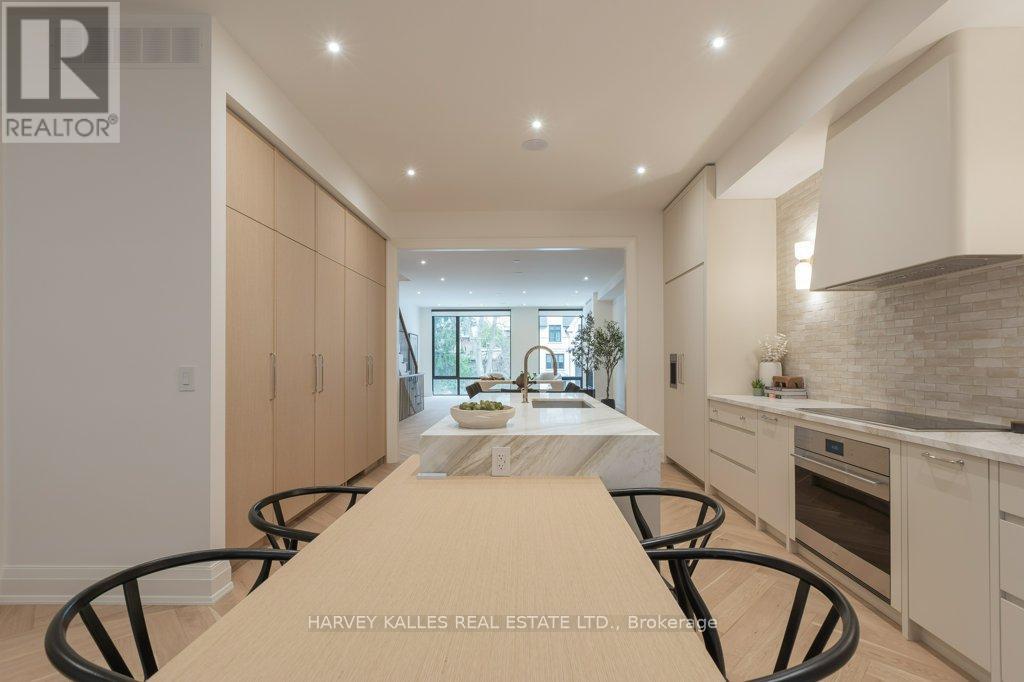 36 EVERGREEN GARDENS