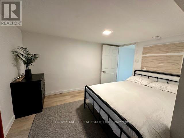 LOWER - 115 NORTHCLIFFE BOULEVARD