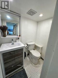 LOWER - 115 NORTHCLIFFE BOULEVARD