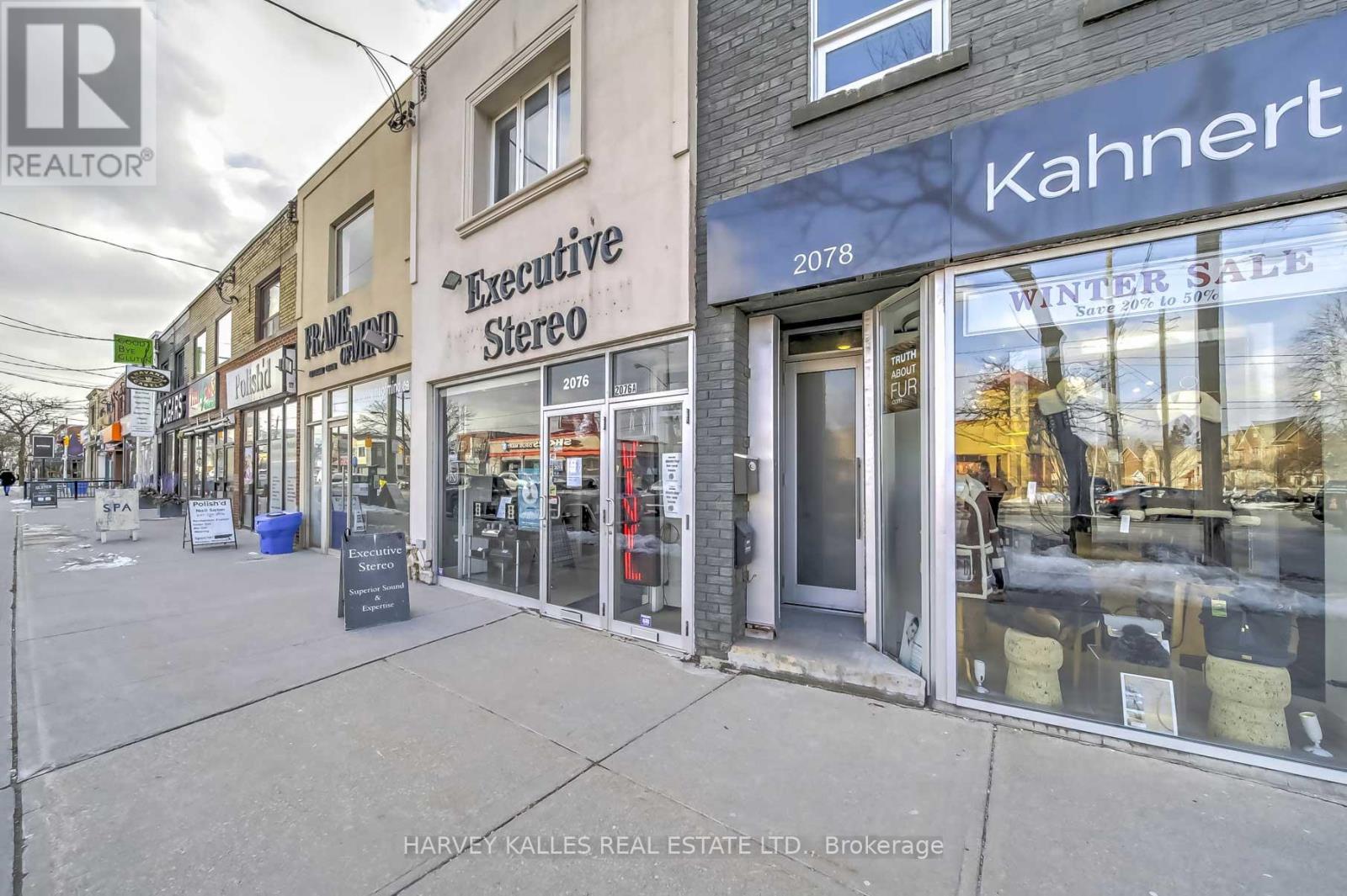 MAIN - 2078 AVENUE ROAD