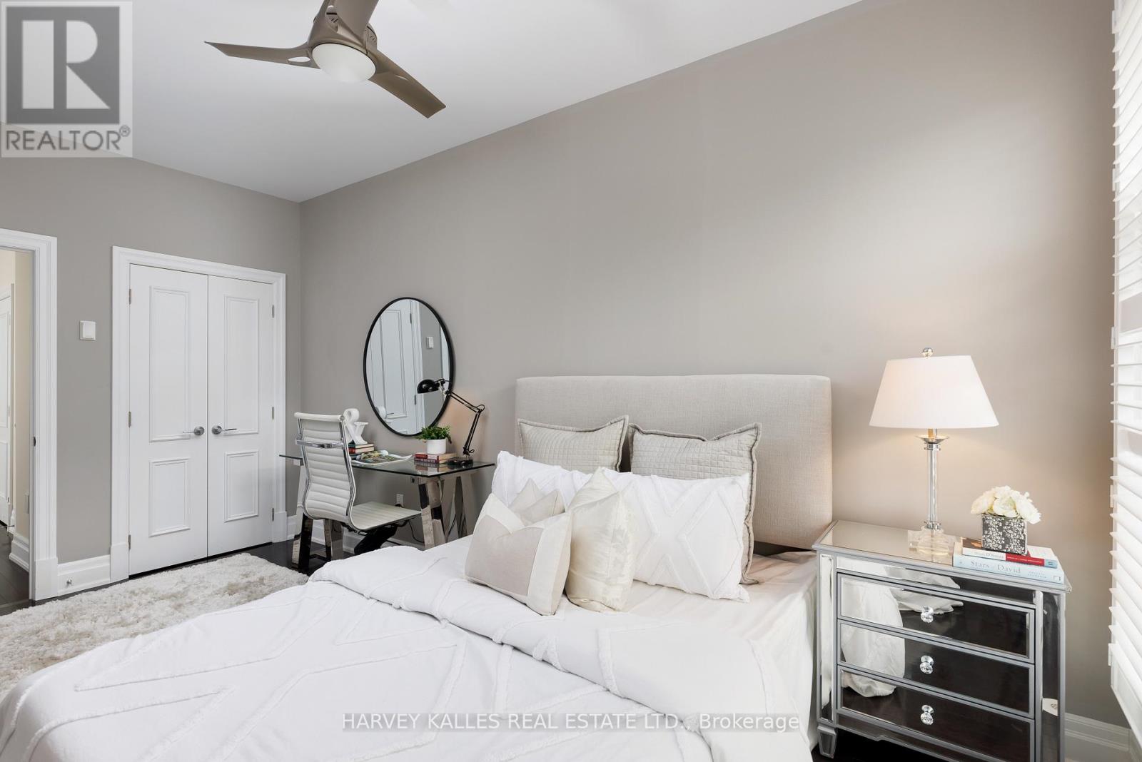 304 - 51 YORK MILLS ROAD