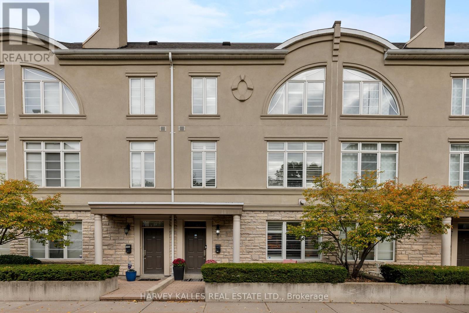 304 - 51 YORK MILLS ROAD