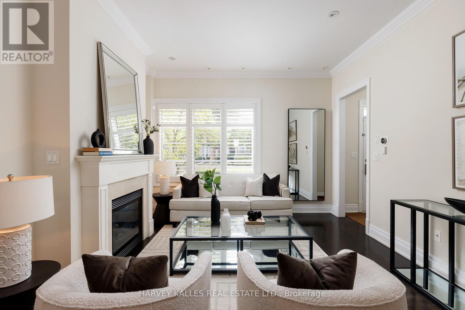 304 - 51 YORK MILLS ROAD