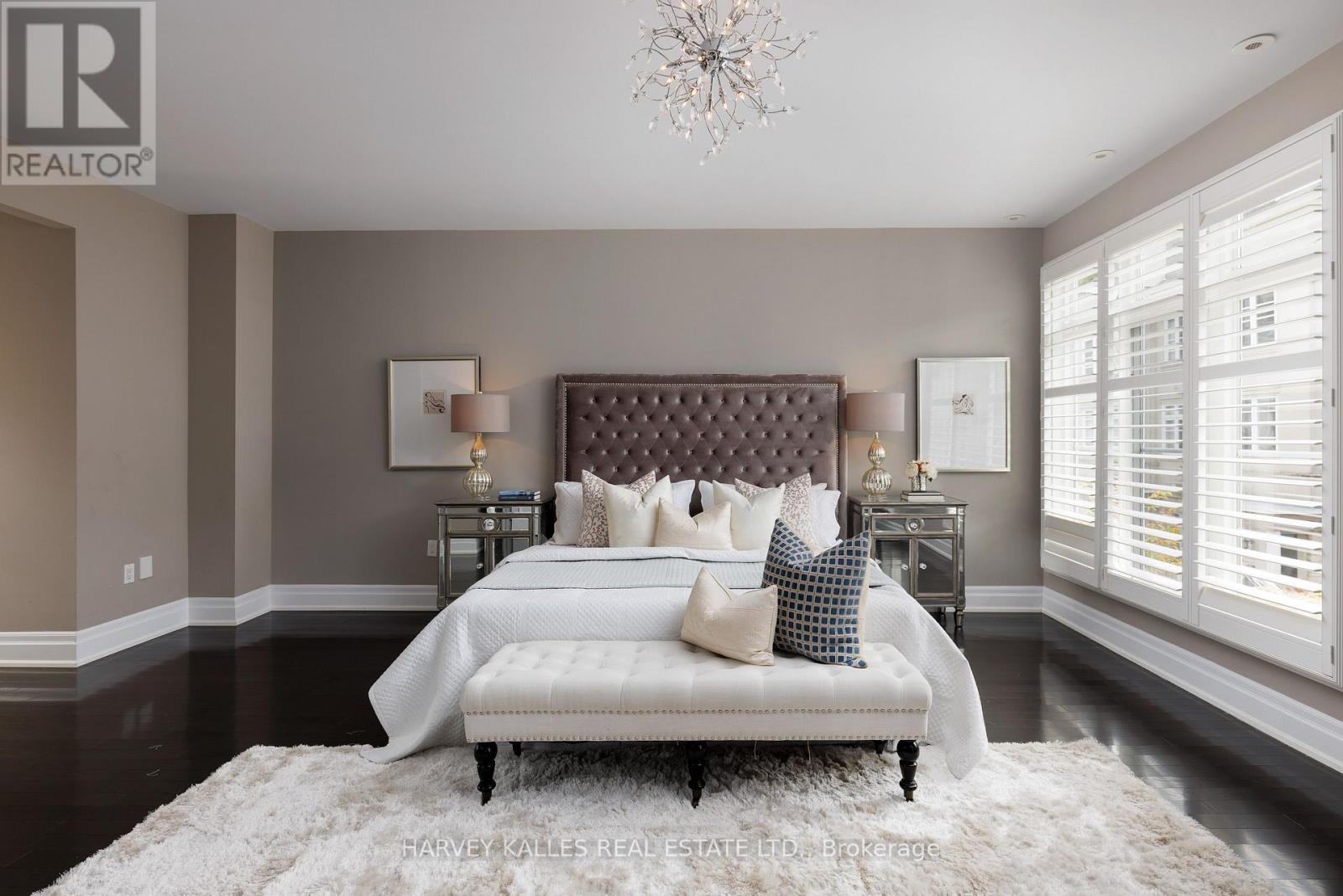 304 - 51 YORK MILLS ROAD