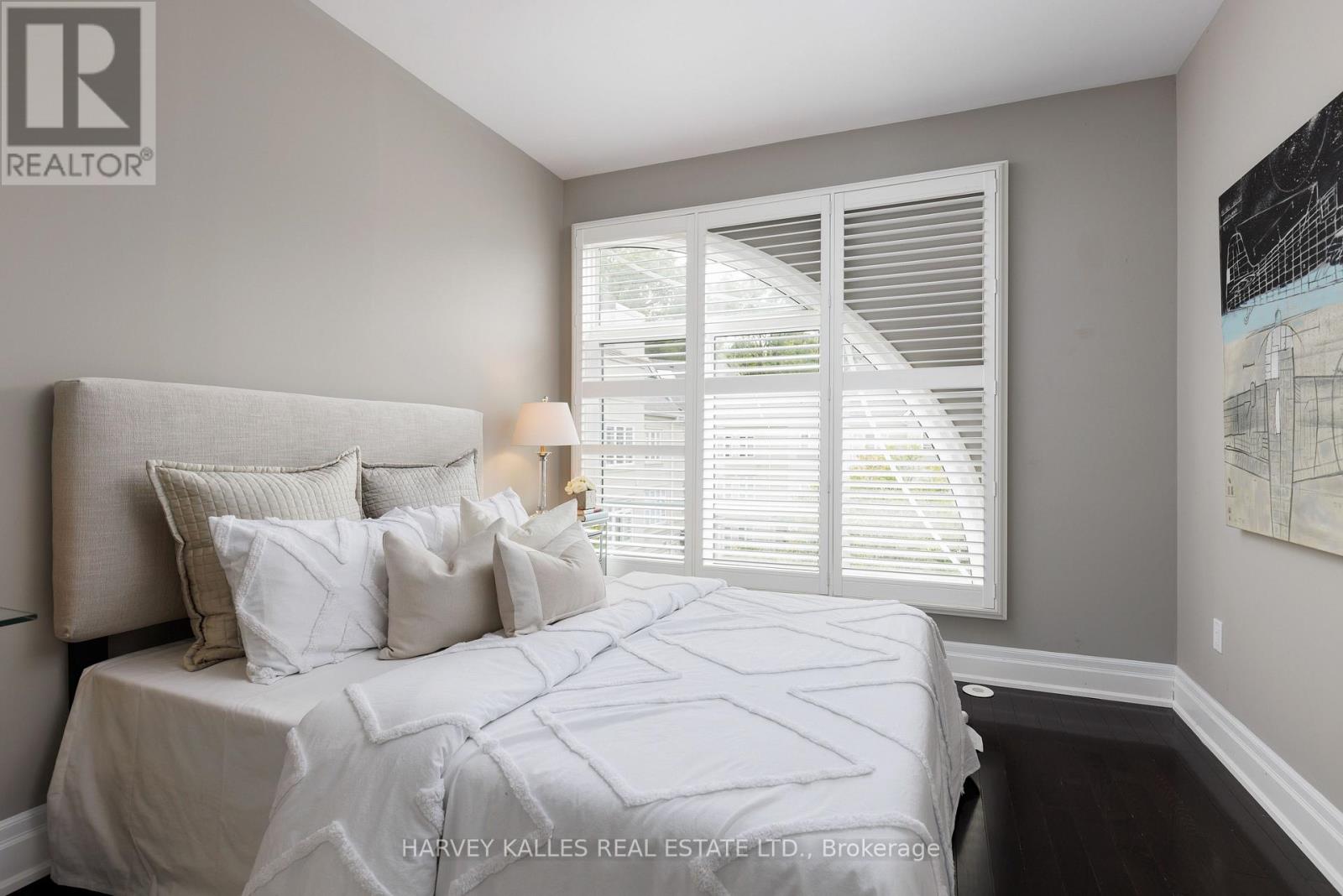 304 - 51 YORK MILLS ROAD