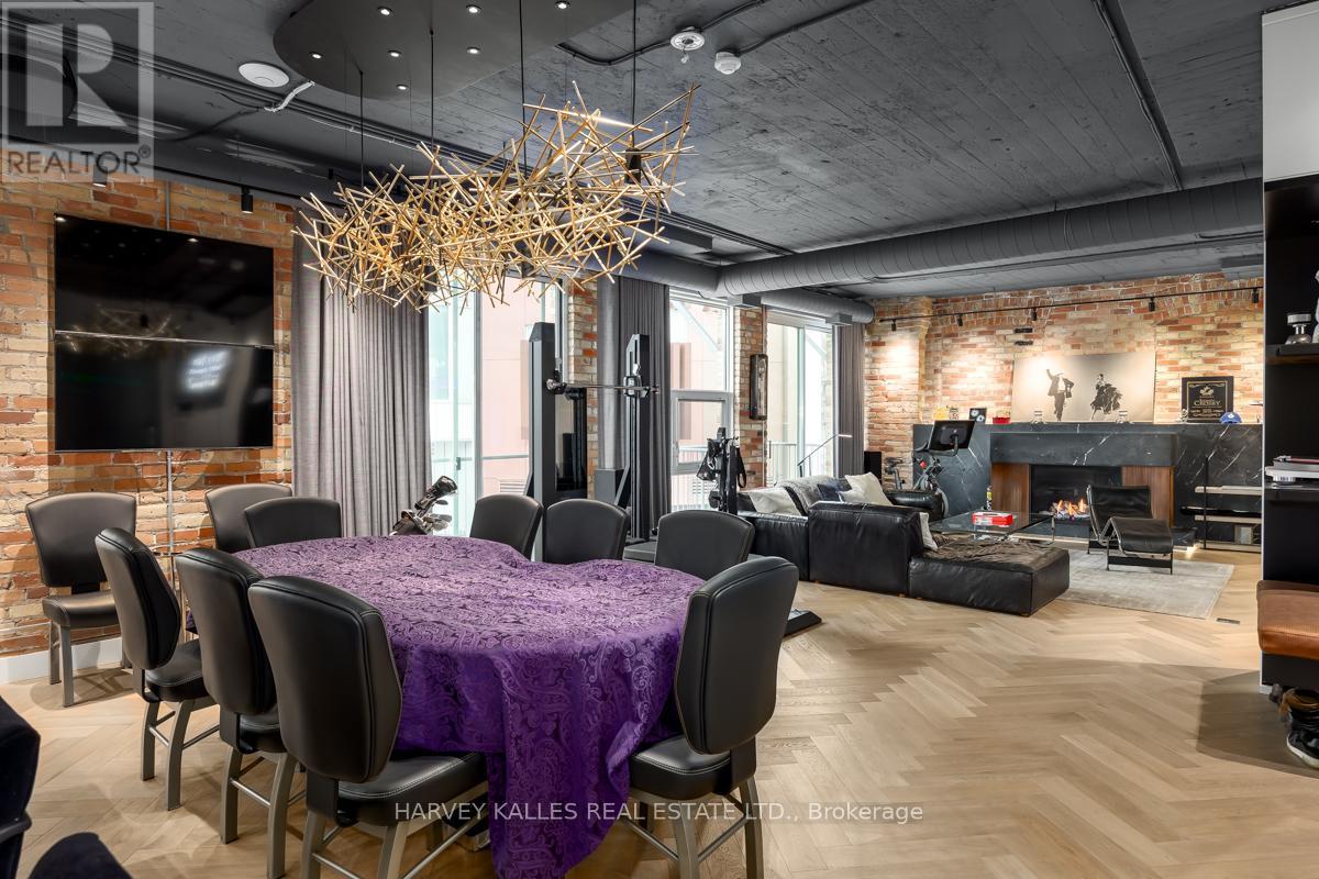 201 - 113 DUPONT STREET