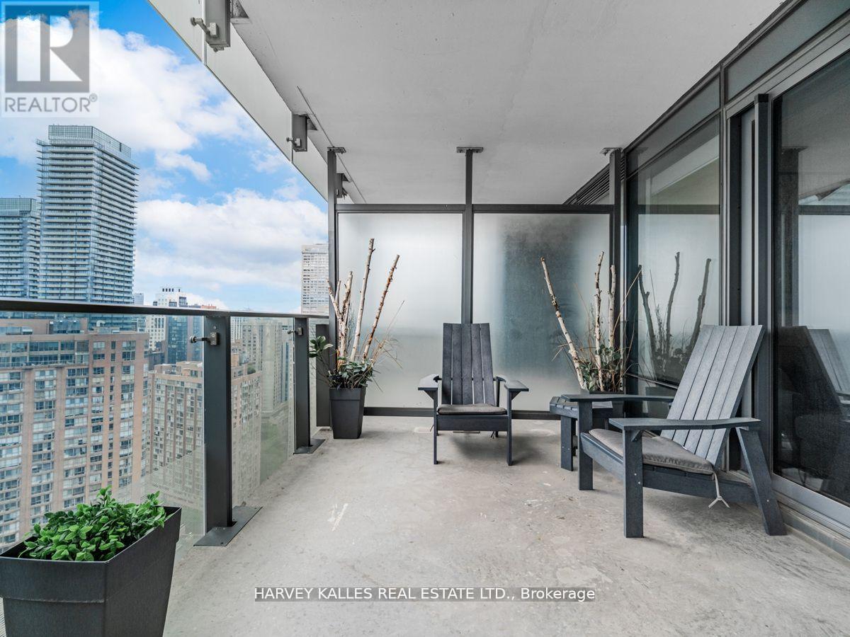 2806 - 5 ST JOSEPH STREET