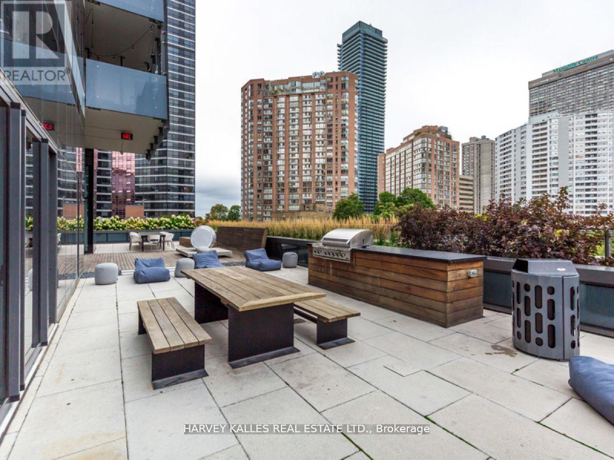 2806 - 5 ST JOSEPH STREET