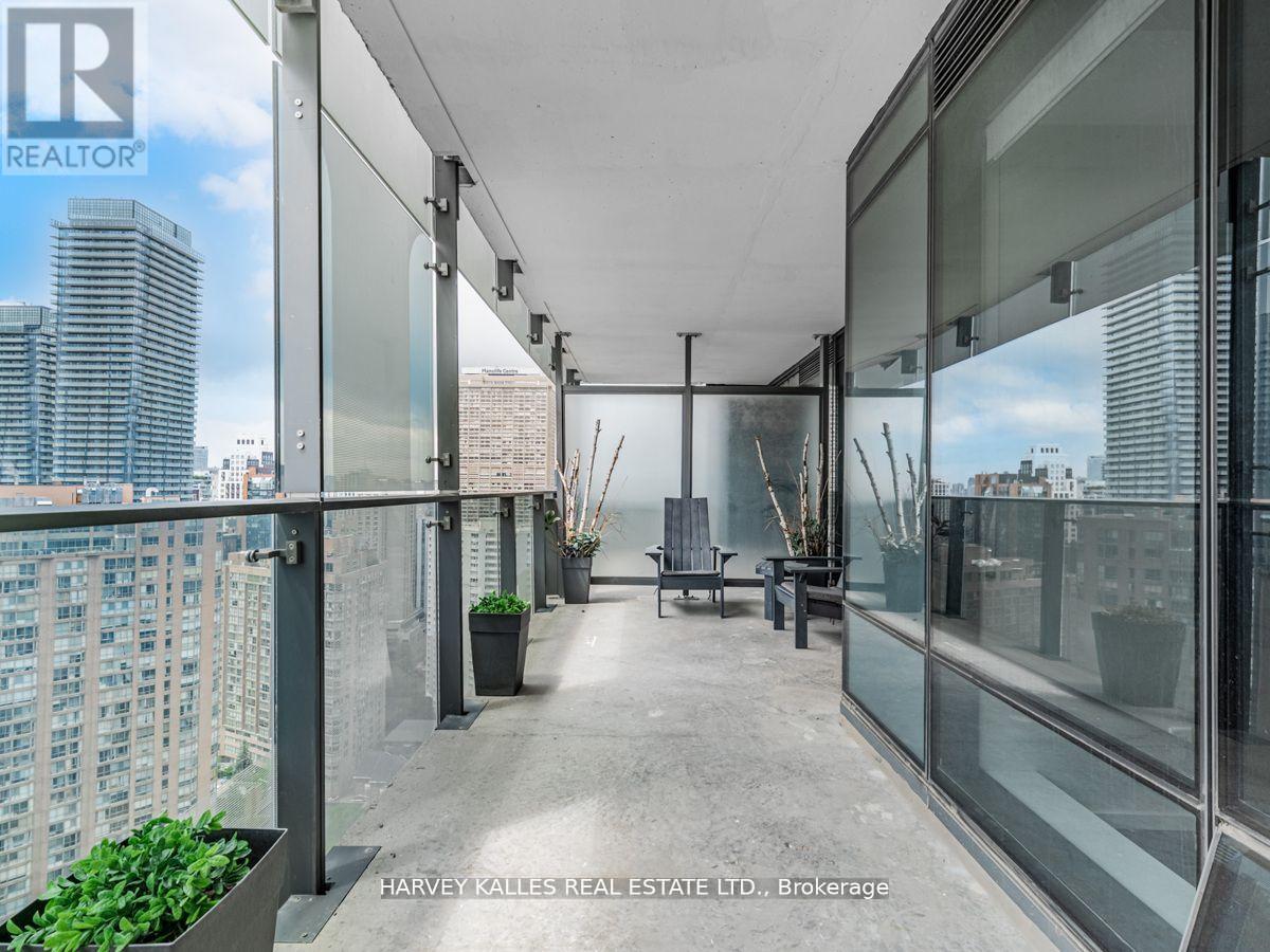 2806 - 5 ST JOSEPH STREET