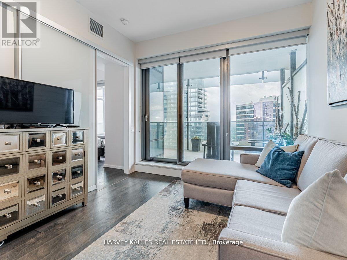 2806 - 5 ST JOSEPH STREET