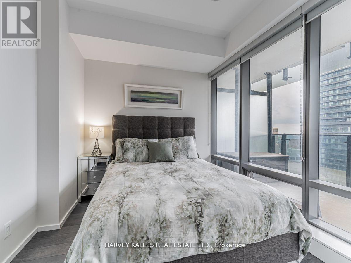 2806 - 5 ST JOSEPH STREET