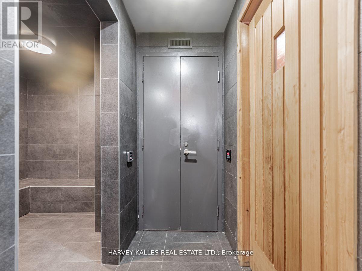 2806 - 5 ST JOSEPH STREET