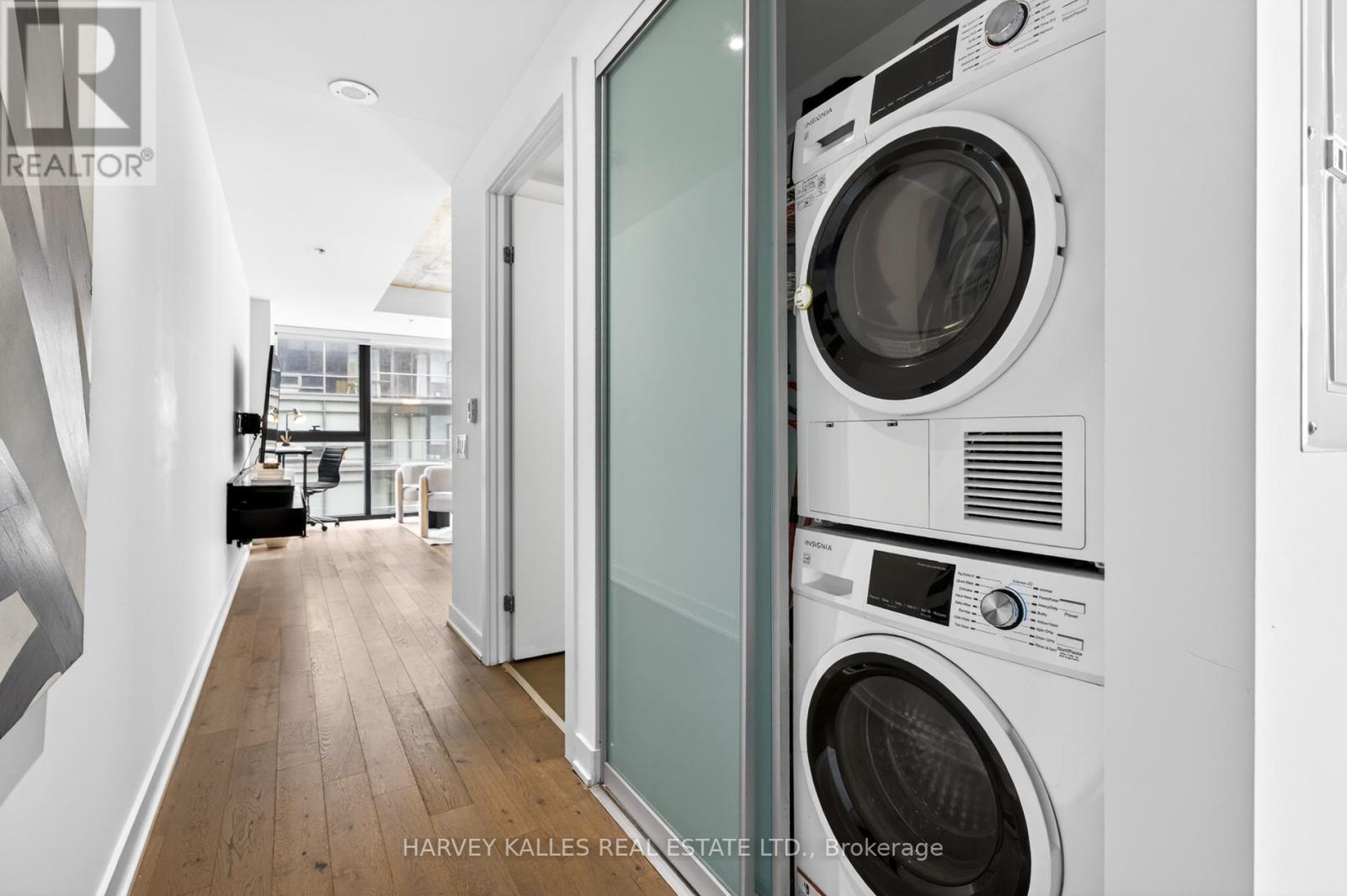 604 - 38 STEWART STREET