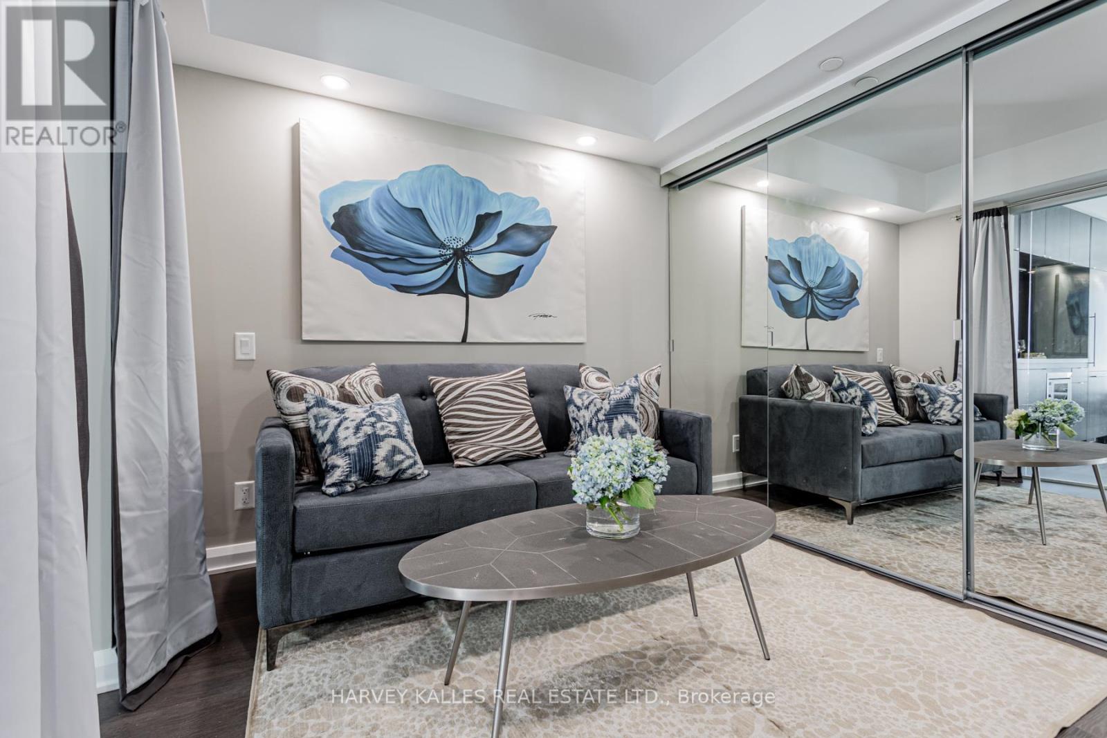 2308 - 155 YORKVILLE AVENUE