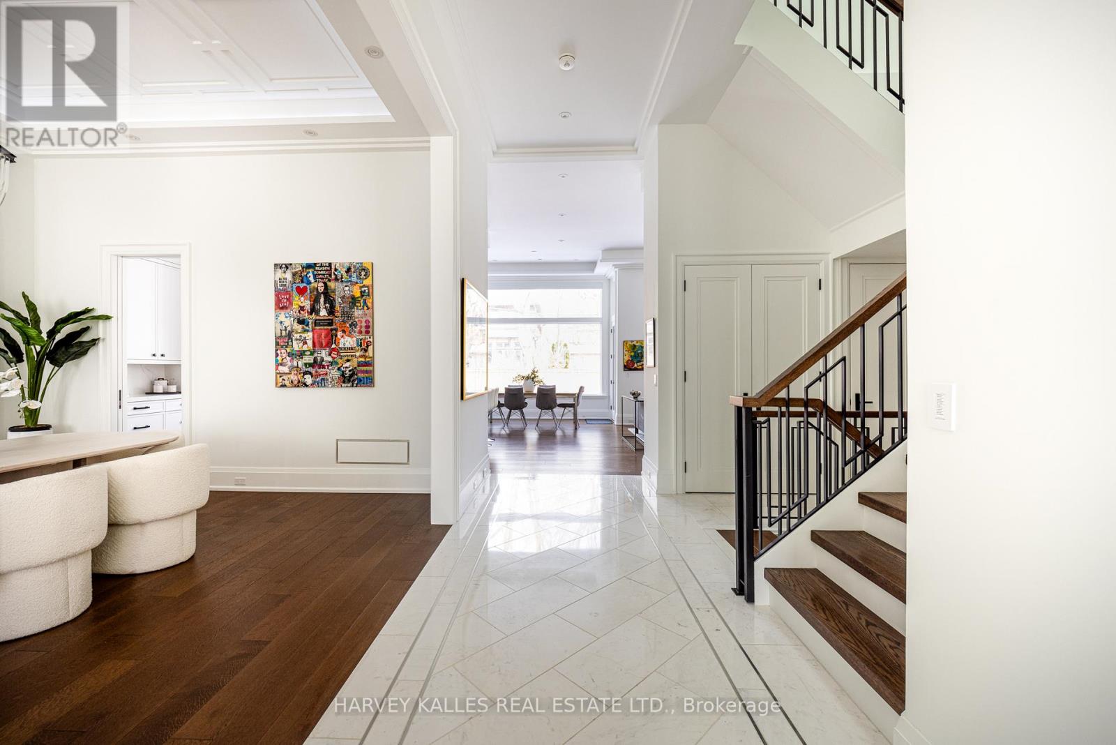 264 CORTLEIGH BOULEVARD