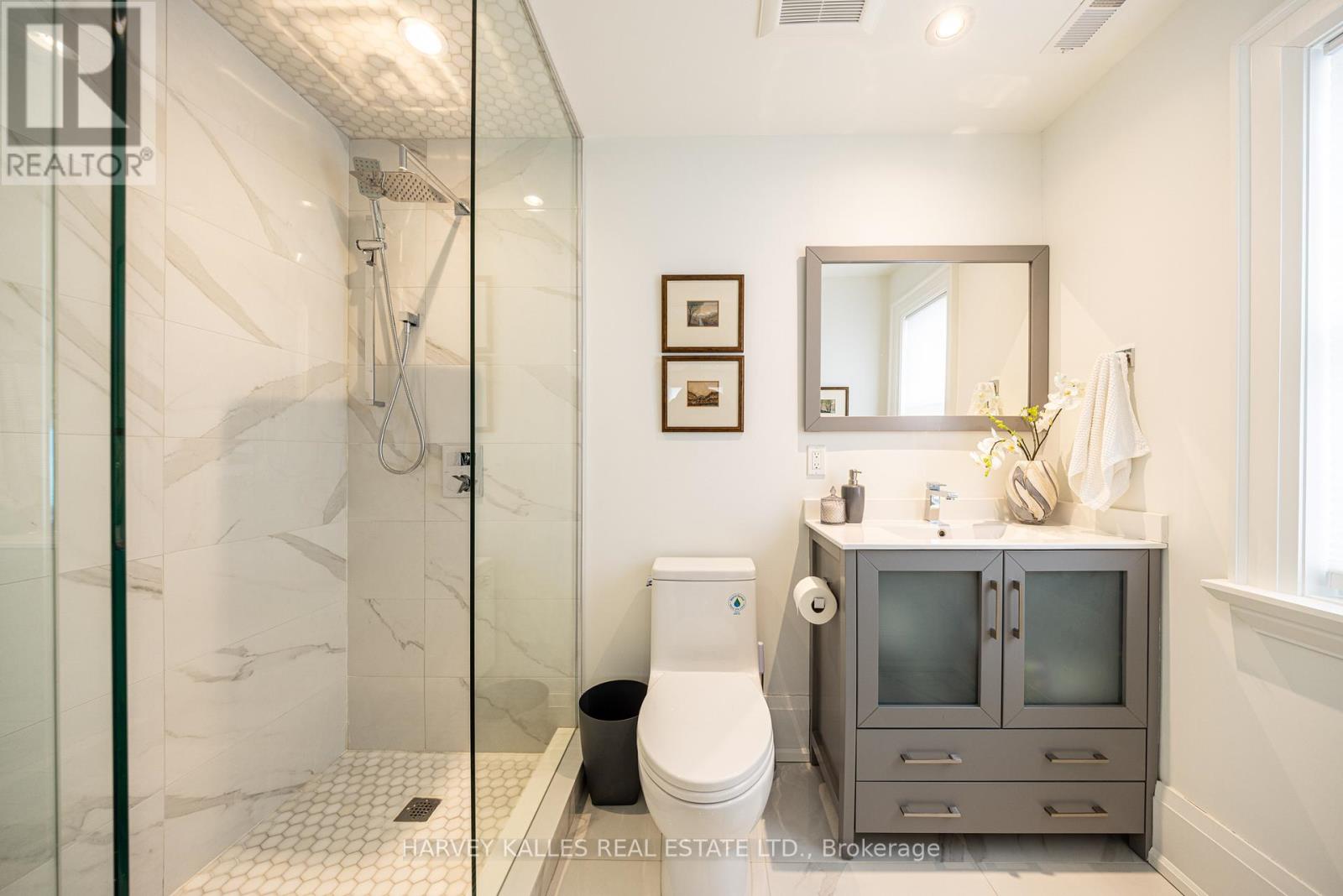 264 CORTLEIGH BOULEVARD