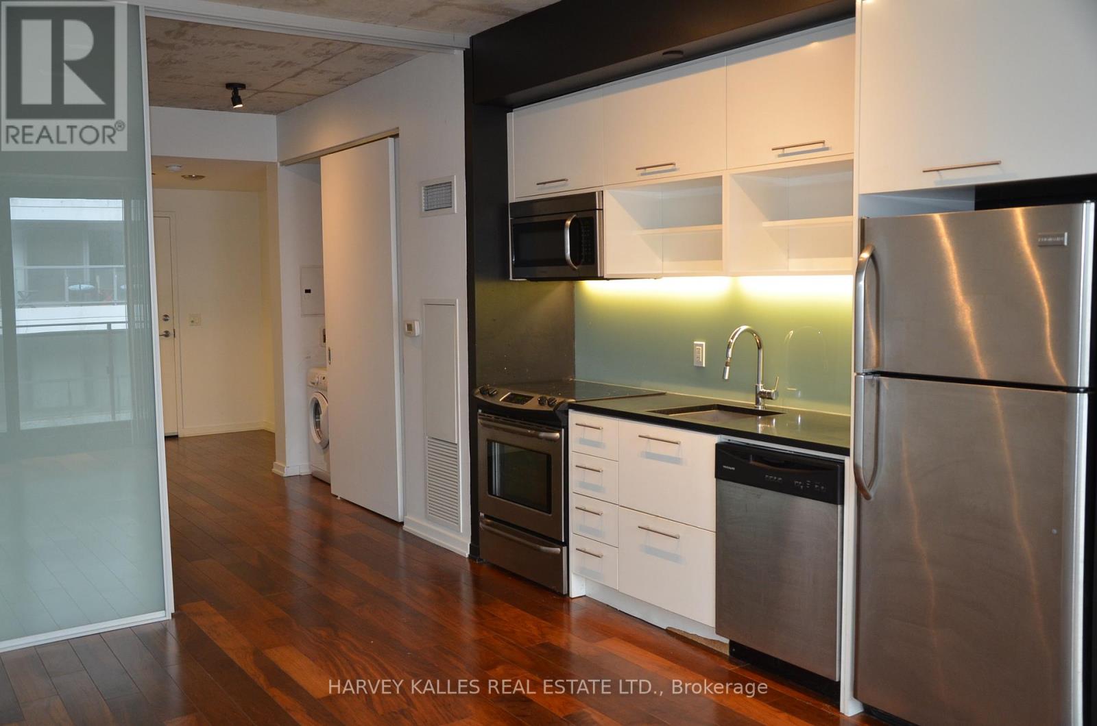 526 - 47 LOWER RIVER STREET