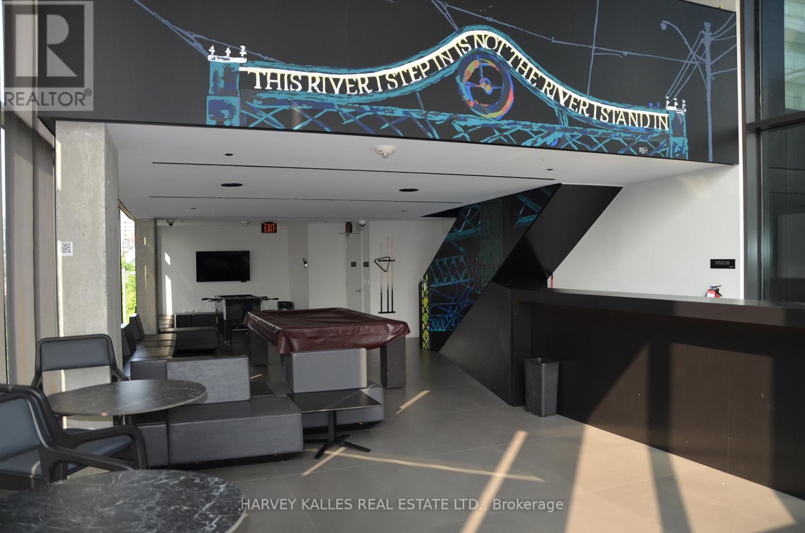 526 - 47 LOWER RIVER STREET