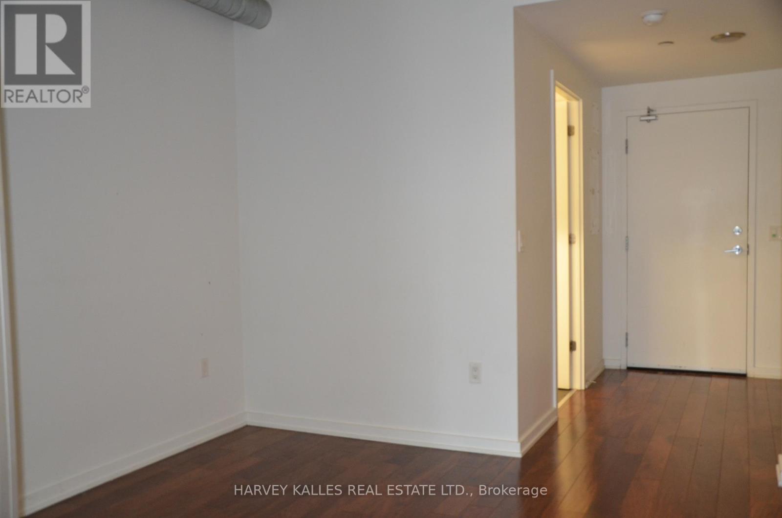 526 - 47 LOWER RIVER STREET