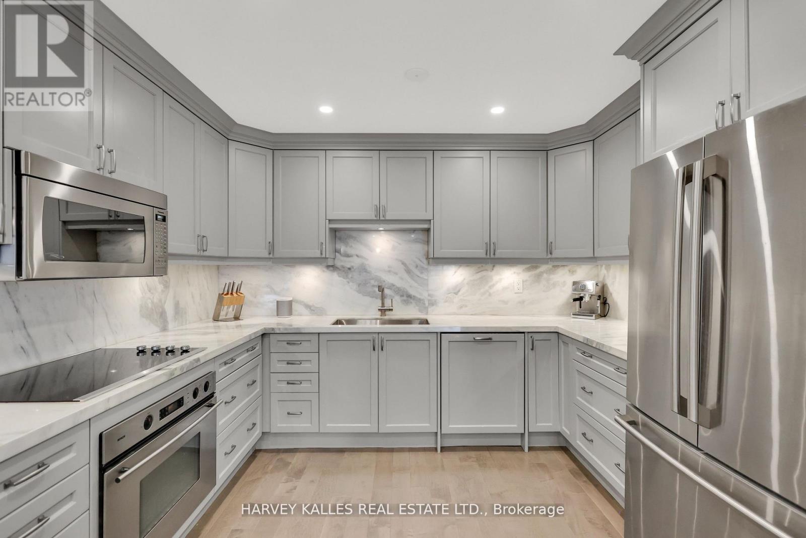 324-325 - 40 SYLVAN VALLEY WAY