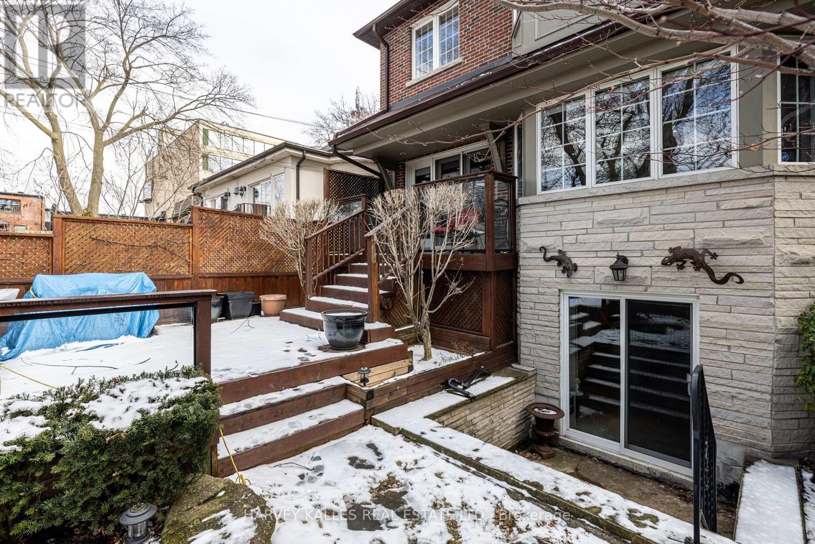 34 TARLTON ROAD