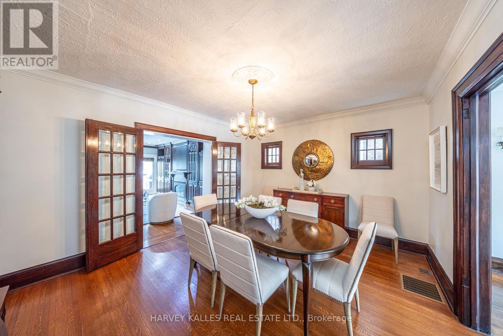 34 TARLTON ROAD