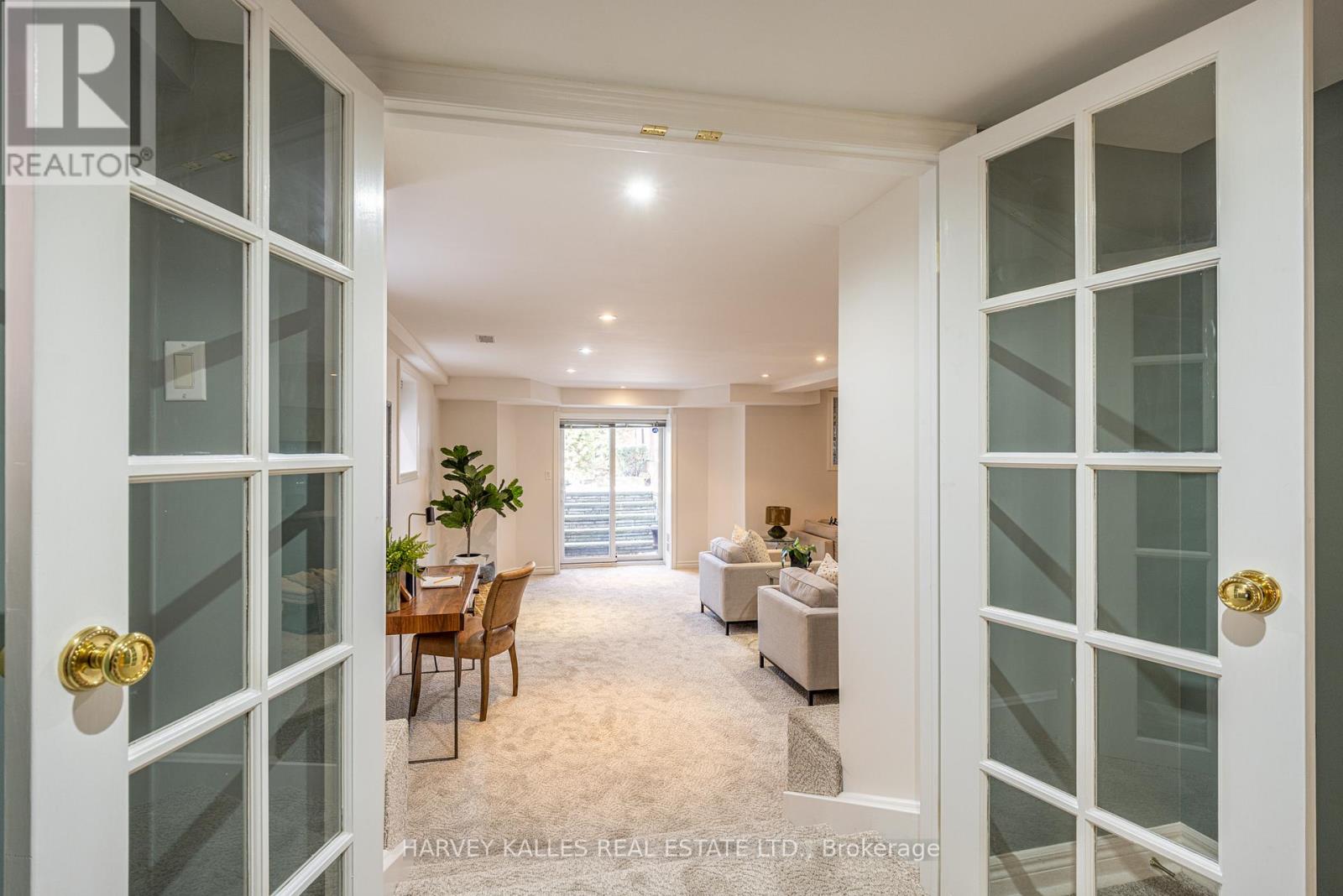 34 TARLTON ROAD