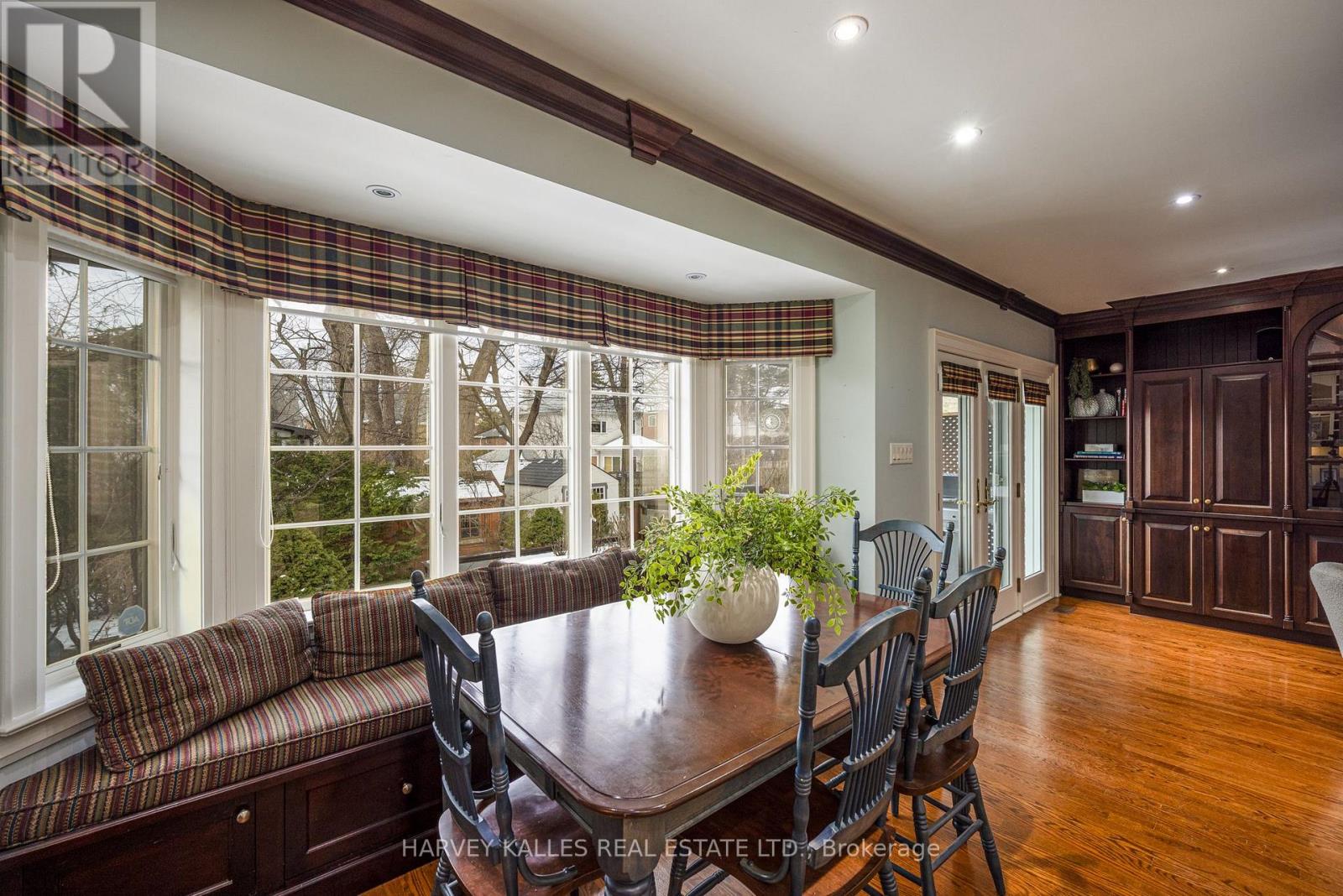 34 TARLTON ROAD