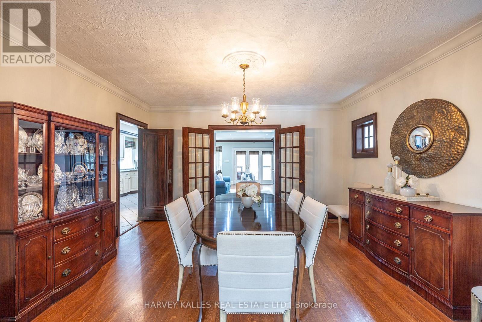 34 TARLTON ROAD