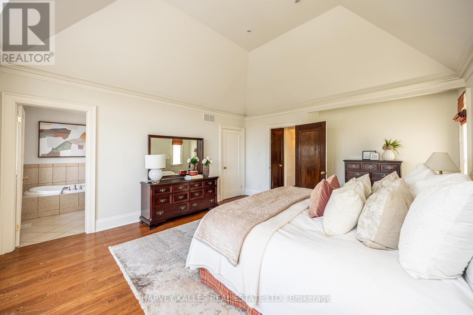 34 TARLTON ROAD