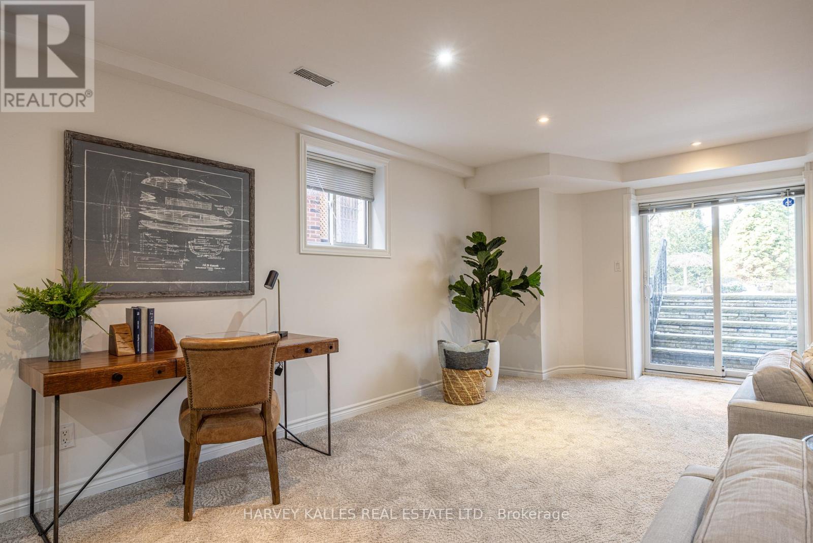 34 TARLTON ROAD