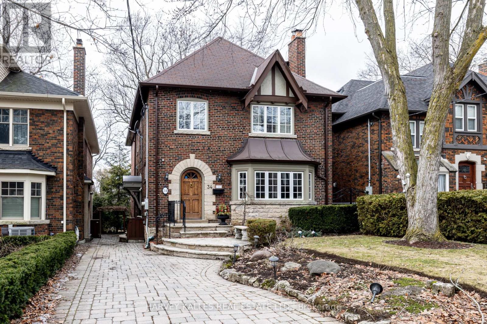 34 TARLTON ROAD