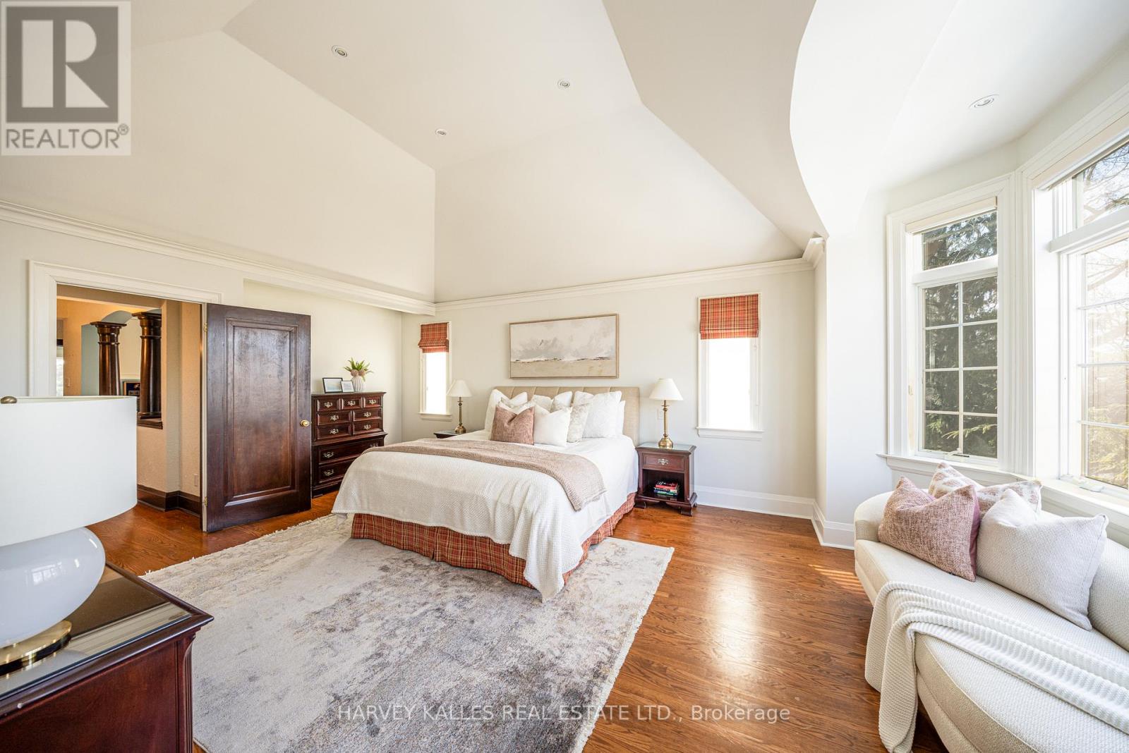 34 TARLTON ROAD