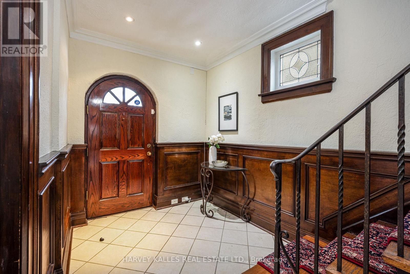 34 TARLTON ROAD