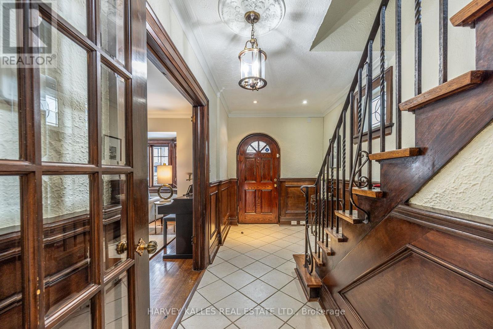 34 TARLTON ROAD