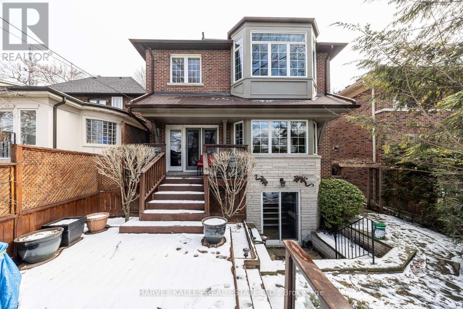 34 TARLTON ROAD