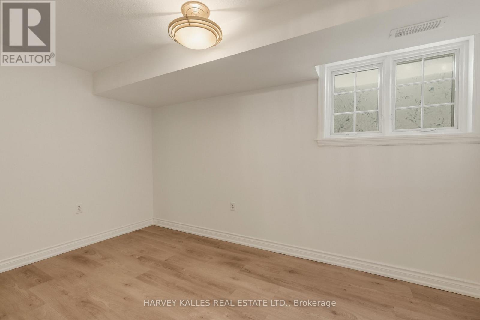 530 BLYTHWOOD ROAD