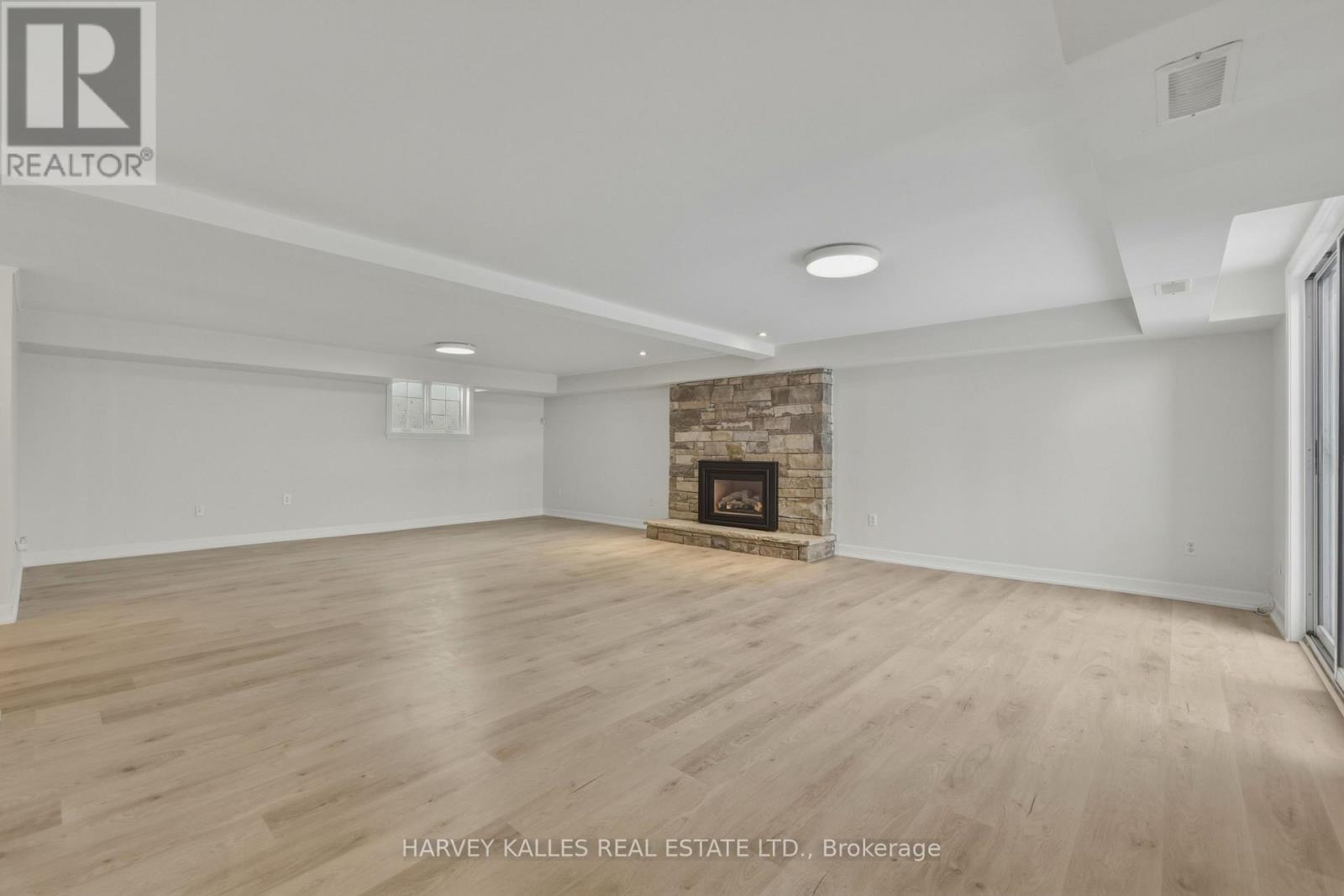 530 BLYTHWOOD ROAD
