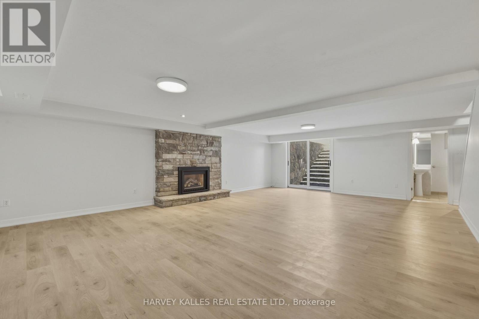 530 BLYTHWOOD ROAD