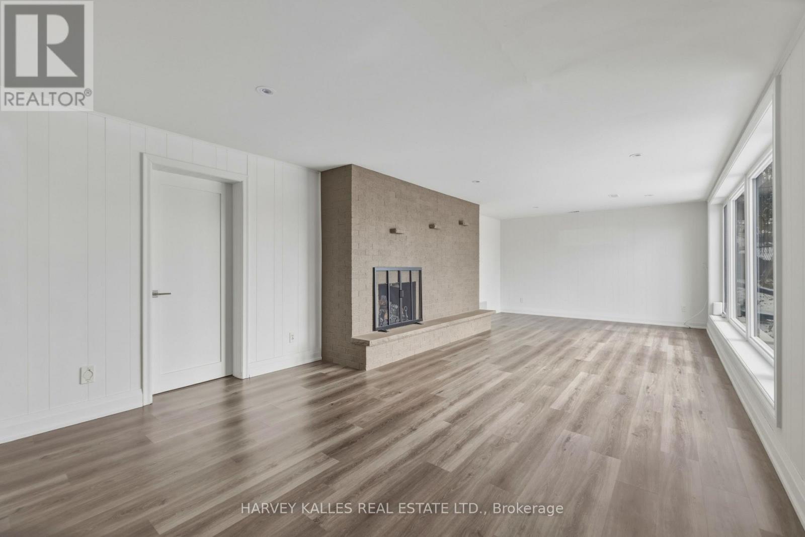 537 BLYTHWOOD ROAD